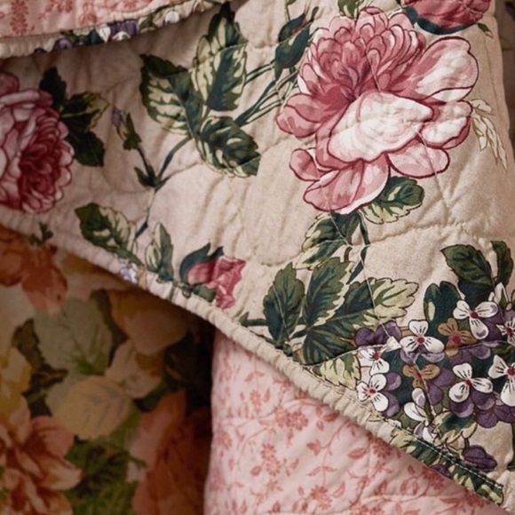 Pottery Barn Quilt Cotton Linen Floral Adelise Full Queen Reversible NWT - Picture 5 of 11